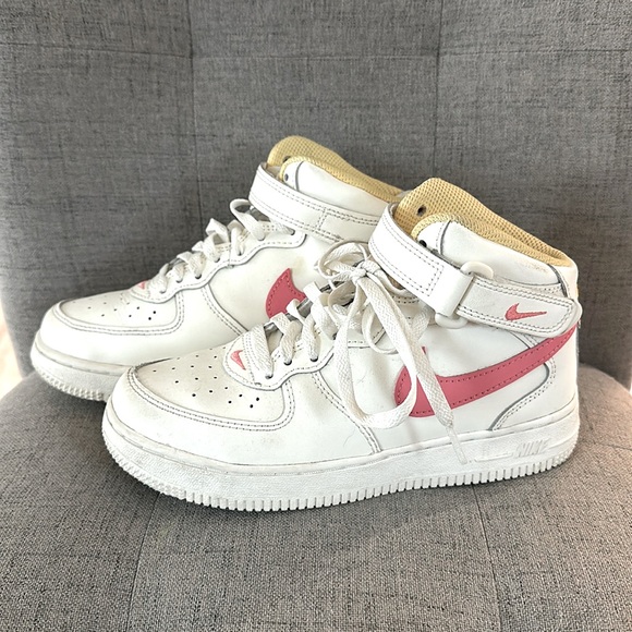 Nike high tops (2Y) - Picture 1 of 5